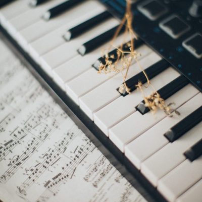 musical-notes-on-piano-keys-3971983