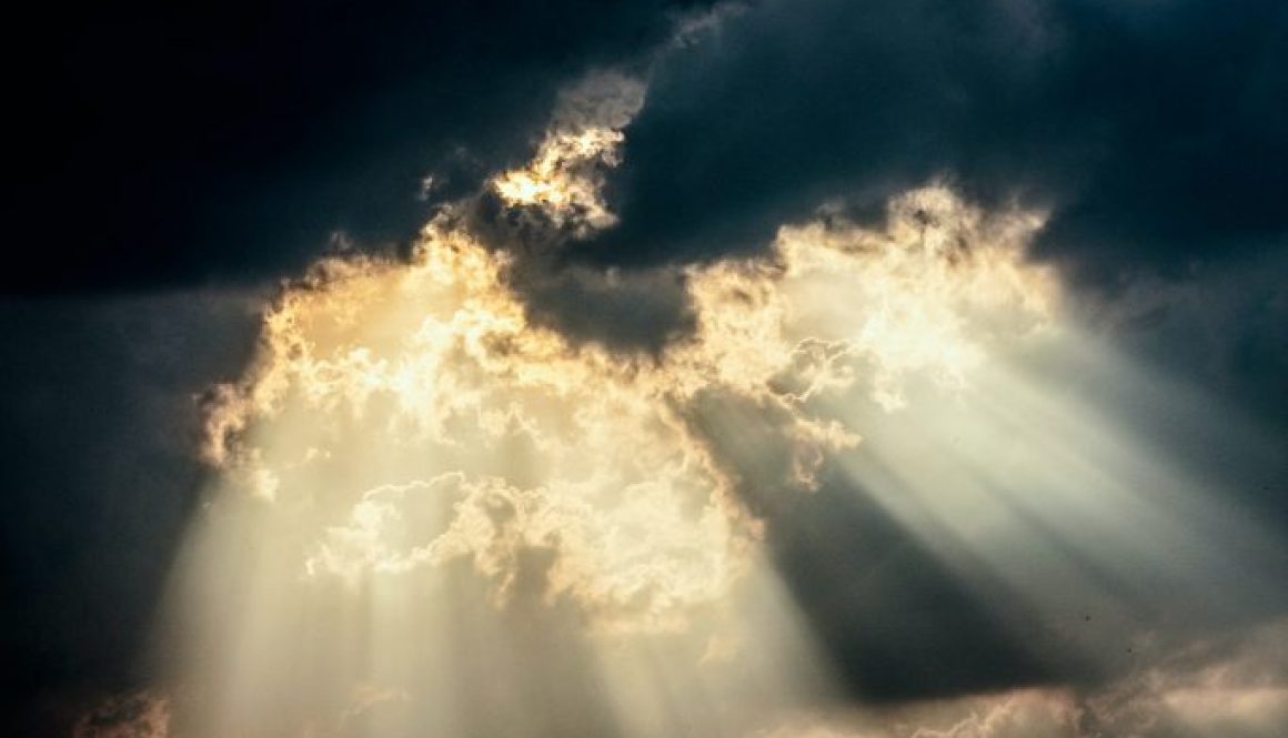 clouds-dark-dramatic-heaven-325117