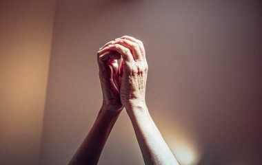 praying-hands-4061215